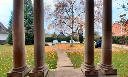 VENNS LANE - Photo 3