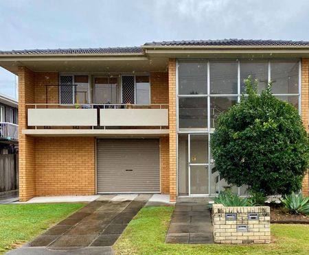 2/142 Pembroke Road, 4151, Coorparoo Qld - Photo 3