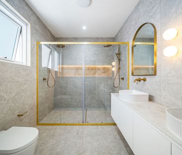 CONTEMPORARY LUXURY WITH FAMILY APPEAL - Photo 6