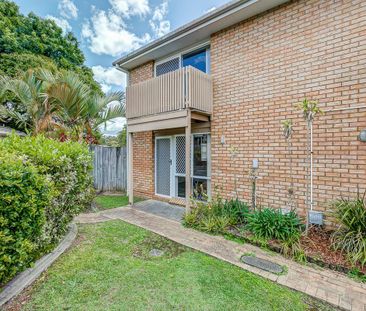 Spacious Townhouse In A Quiet Complex - Photo 1