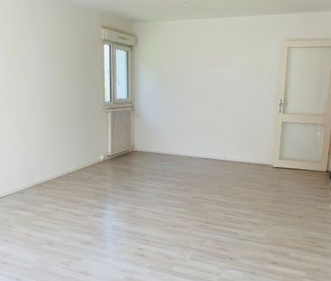 A LOUER Appartement 50000 Saint-Lô 4 chambres 99.43 m² - Photo 3