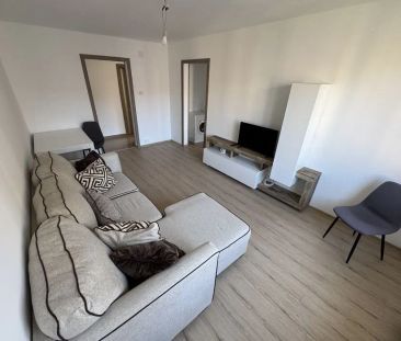 Renovat, decomandat, mobilat,utilat, balcon,vedere Tampa, Grivitei, Brasov - Fotografie 2