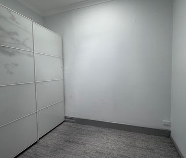 3 BEDROOM UNIT IN PRIME BELMORE LOCATION! - Photo 5