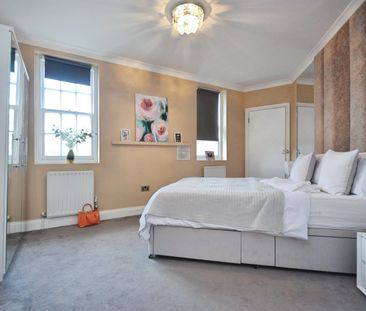 Flat to rent - Pickhurst Lane, Bromley, BR2 - Photo 5
