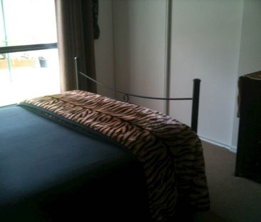 Helensvale - Photo 6