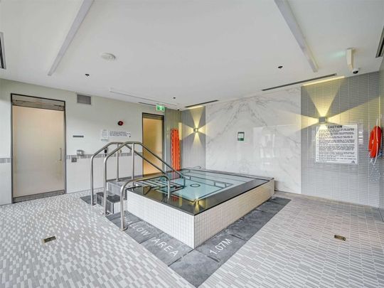 For Lease - 99 Eagle Rock Way Unit# 903, Vaughan, Ontario - Photo 1