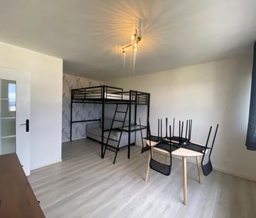 Location Appartement 1 pièce 34m² HEROUVILLE ST CLAIR 14200 - Photo 3