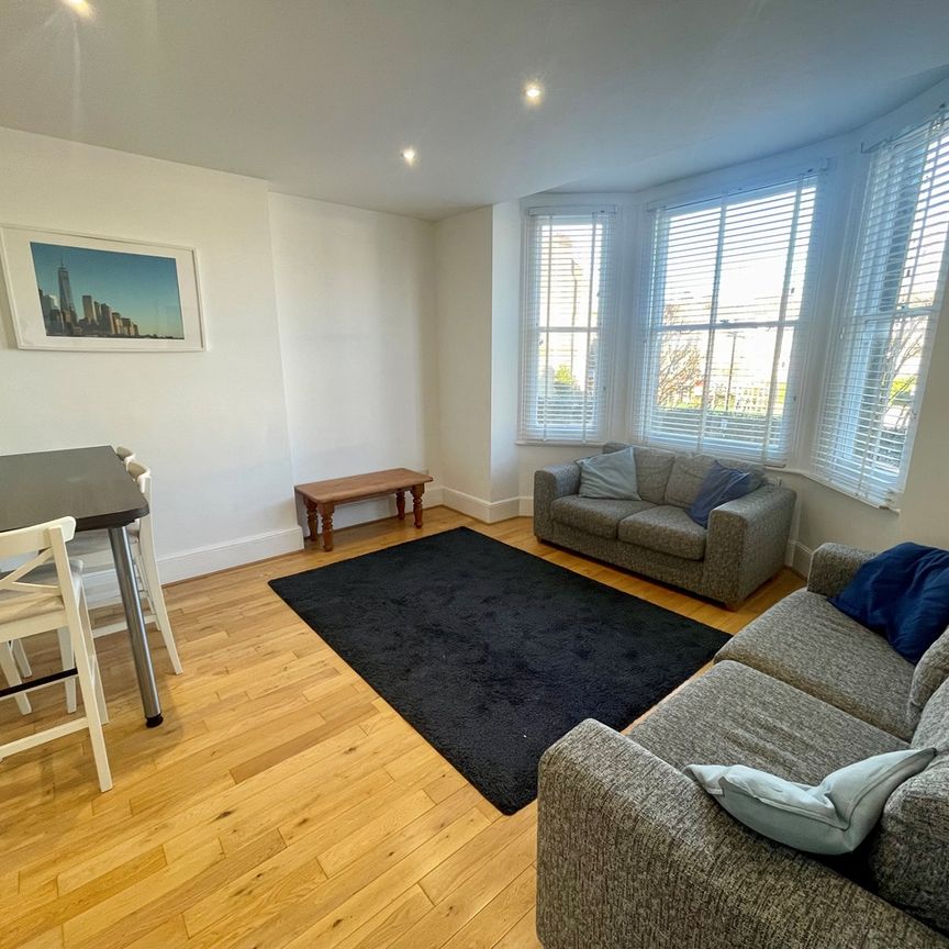 2 Bed Flat, Lambert Road, SW2 - Photo 1