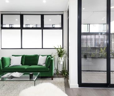Amazing Apartment in Fantastic Location - Photo 3