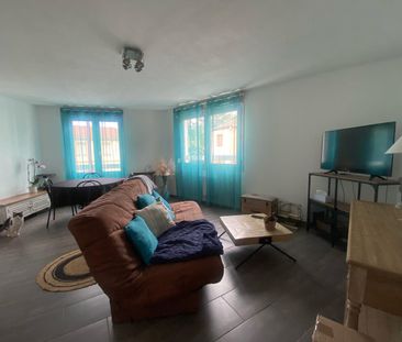 Location Appartement 2 pièces 55m² ST CHAMOND 42400 - Photo 1