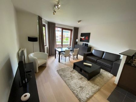 AUDERGHEM : APPARTEMENT MEUBLE 2 CHAMBRES + TERRASSE + PARKING - Auderghem - Foto 2