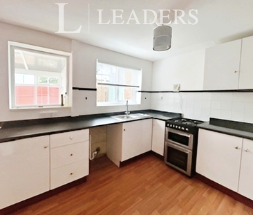 3 bedroom terraced house to rent - Photo 5