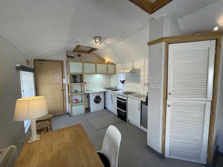 Studio to rent - Photo 5