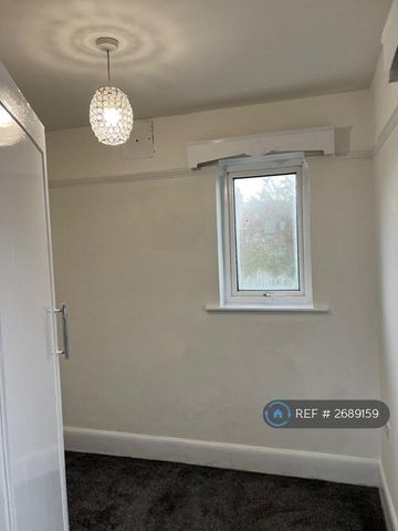 2 bedroom bungalow to rent - Photo 2