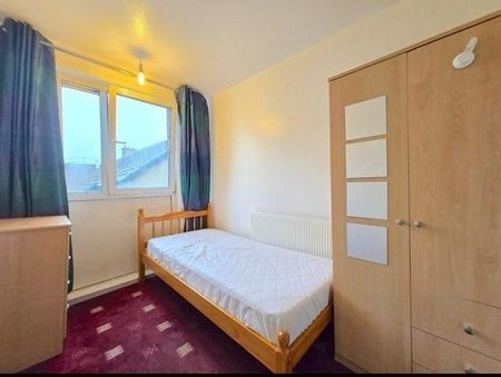 4 Bed Flat, Crane House, E3 - Photo 2