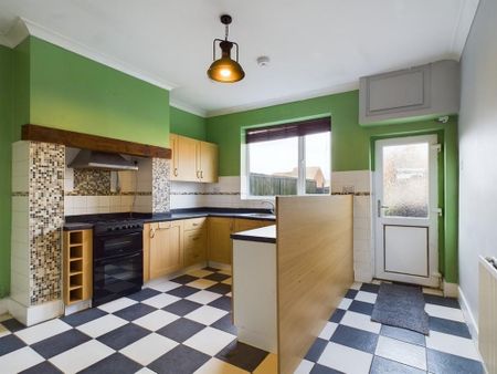 3 bedroom terraced house to rent - Photo 2