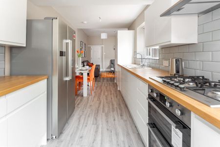 Kensington, Liverpool. - Photo 3