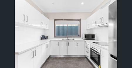 Peacefully positioned offering an easy living lifestyle - Photo 3