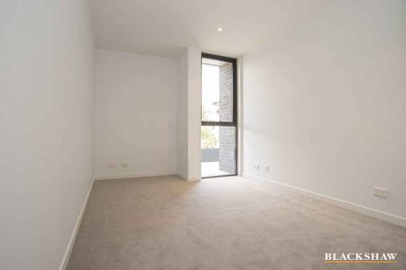 Stylish ground floor apartment - Photo 4