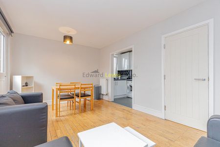 3 bedroom flat to rent - Photo 3