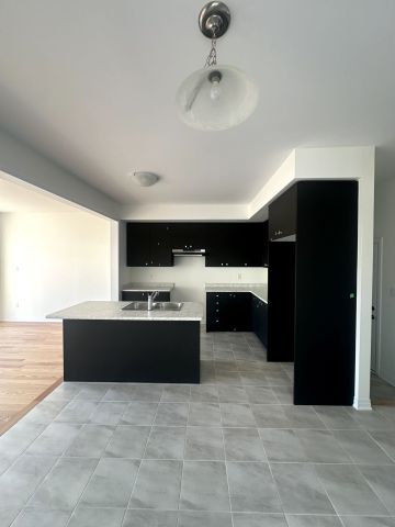 For Lease - 41 Canvas Crescent, Welland, Ontario - Photo 5