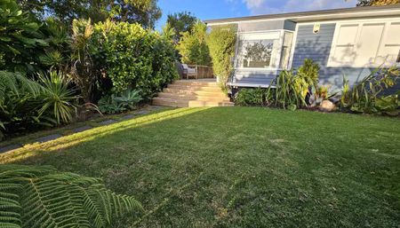 Charming Character Home - Photo 5