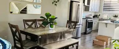 3 Bedroom 2.5 bathroom Duplex | Calgary - Photo 1