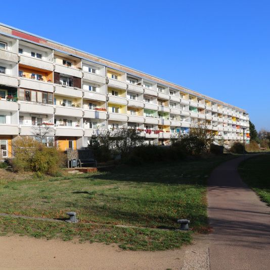 Kleine Wohnung in Berufsschulnähe - Photo 2