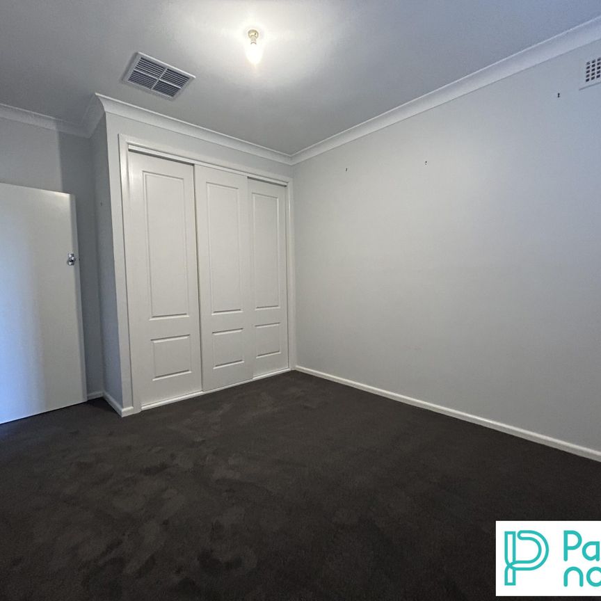 23 Edward Street, TAMWORTH NSW 2340 - Photo 1