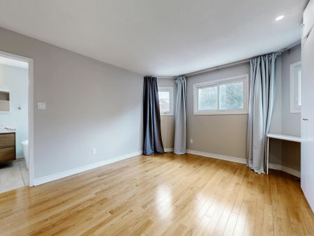 For Lease - 11 Hawker Court Unit# MAIN, Ajax, Ontario - Photo 4