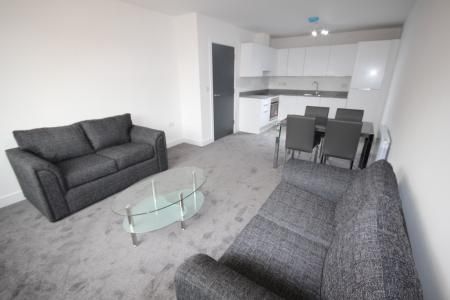 Fleet St, Staffordshire, Burton upon Trent, DE14 - Photo 1