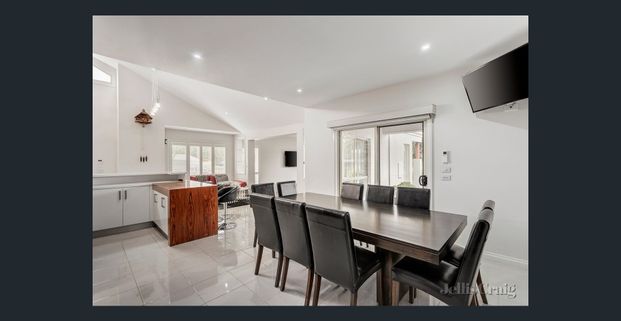 Luxury Living and Style! - Photo 1