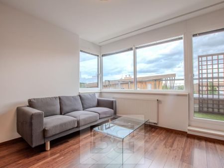 Pronájem bytu 3+kk 70 m2 - Fotografie 2
