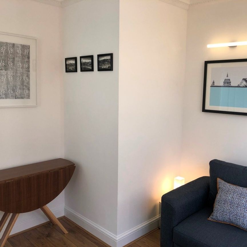 2 Bed Flat, Drury Lane, WC2B - Photo 1