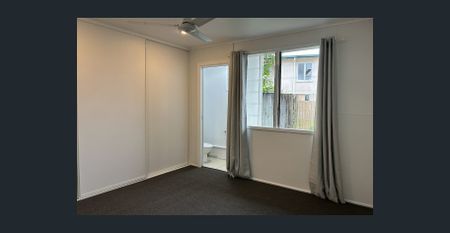 Cosy Unit Ready for Living - Photo 4