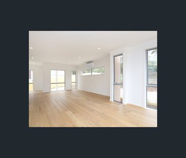 2/181 Main Road, Lower Plenty, Vic 3093 - Photo 2