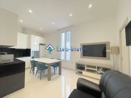 Location Appartement 2 pièces 40m² BEAUSOLEIL 06240 - Photo 2