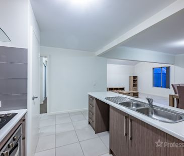 13 Broach Way, Alkimos WA 6038 - Photo 4