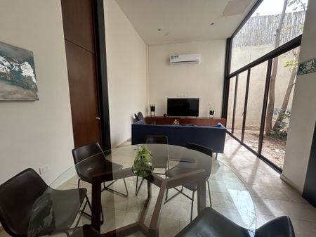 Pent House de 3 recámaras, sin muebles, con paneles solares, dentro de periférico. - Photo 2