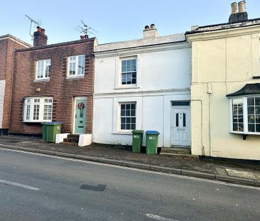 2 bedroom terraced house to rent - Photo 4