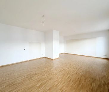 SANIERTE 2-ZIMMERWOHNUNG IN DER STADTMITTE ZU MIETEN! - Foto 1
