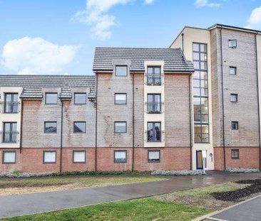 Quercetum Close, Aylesbury, HP19 - Photo 2