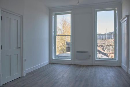 1 bedroom flat to rent - Photo 2