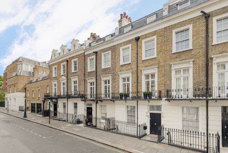 Chic Five-Bedroom Townhouse Moments from Hyde Park and Harrods - Photo 4
