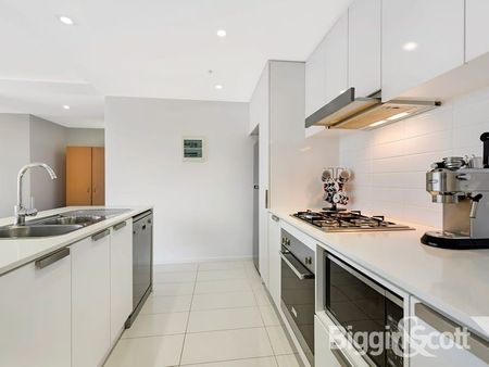 MODERN & PERFECTLY SITUATED! - Photo 4