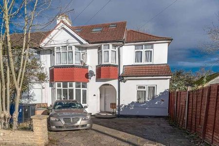 Eskdale Avenue, Northolt, UB5 - Photo 4