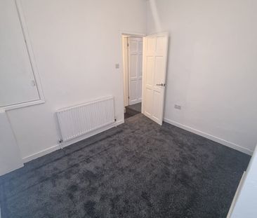 2 Bed Terraced House, Grantham Street, L6 - Photo 6