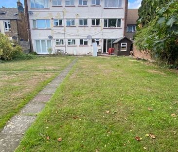2 Bed Flat, Croydon, CR0 - Photo 2