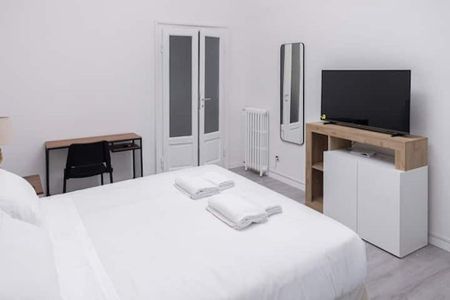 Via Carlo Poma, Milan, Lombardy 20129 - Photo 5