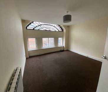 3 bedroom flat to rent - Photo 6